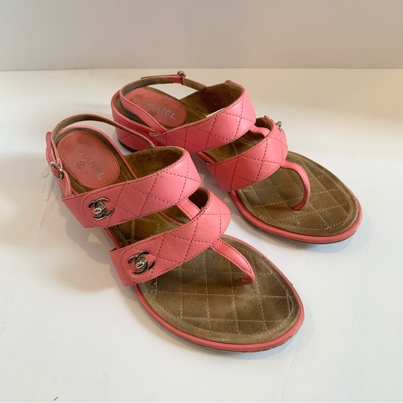COPY - Chanel Quilted Leather Sandals - Size 37.5 - Picture 1 of 8